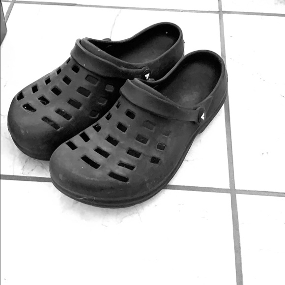 Airwalk waterproof clogs - Picture 1 of 2